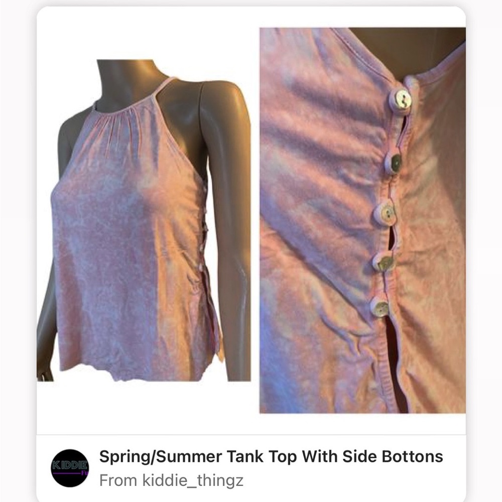 Spring/Summer Tank Top With Side Bottons